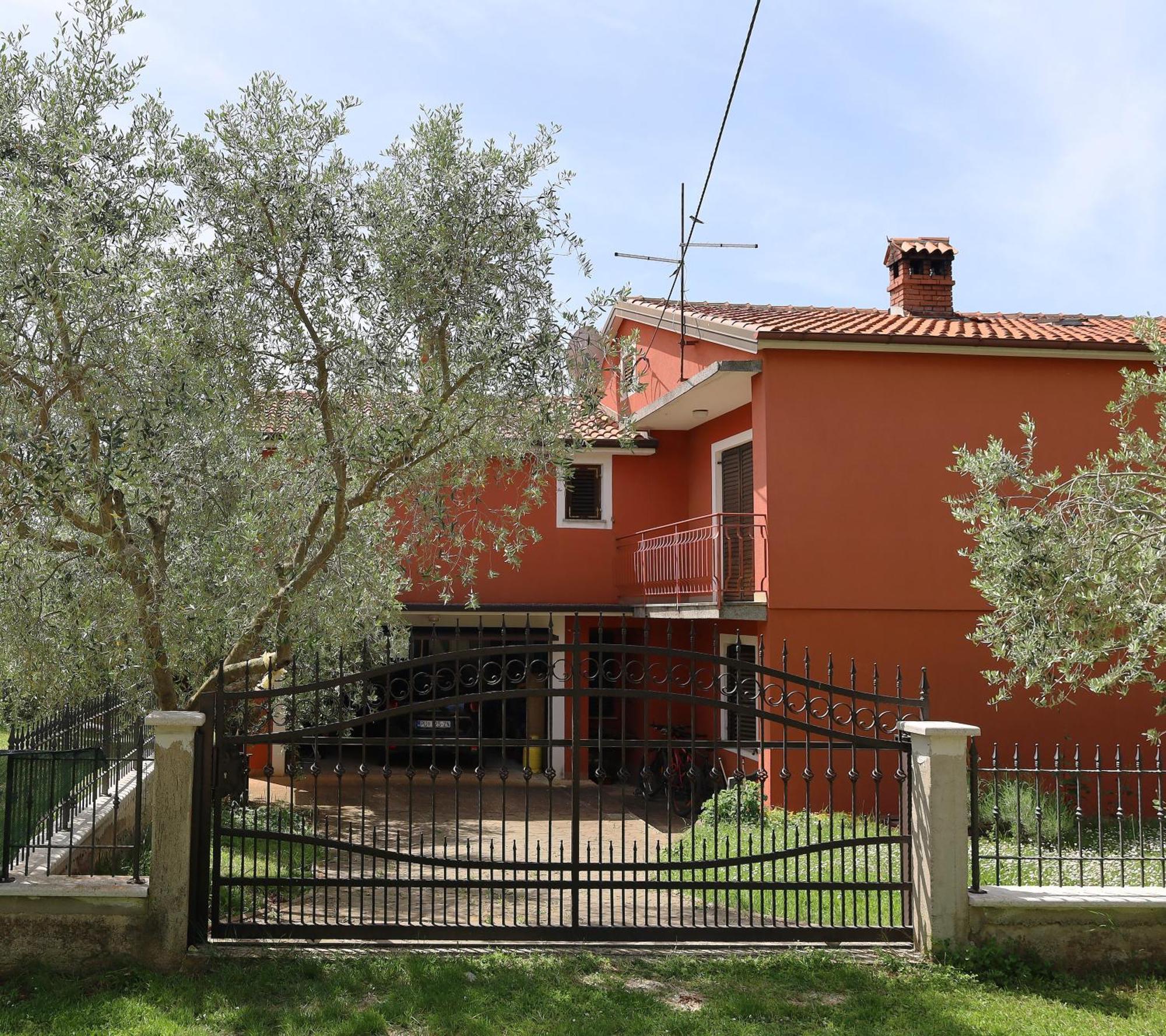 Zita With 1 Bedroom In Relaxing Surroundings Near Apartment *